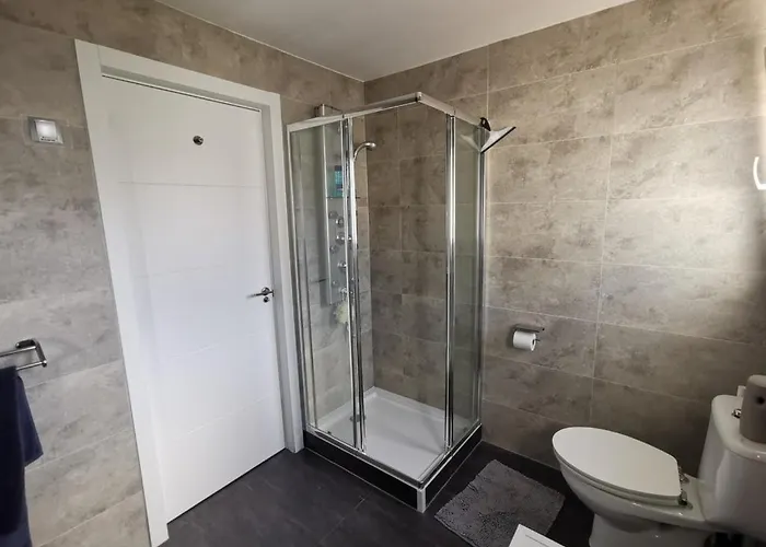 Corner Penthouse Sleeps 4 With Parking Estepona