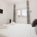 Apartment Corner Penthouse Sleeps 4 With Parking *