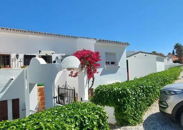 Corner Penthouse Sleeps 4 With Parking Апартаменти